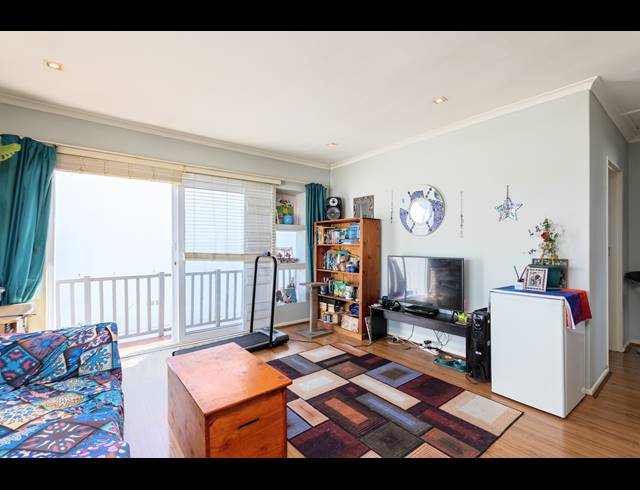 2 BEDROOM APARTMENT FOR SALE IN WEST BEACH